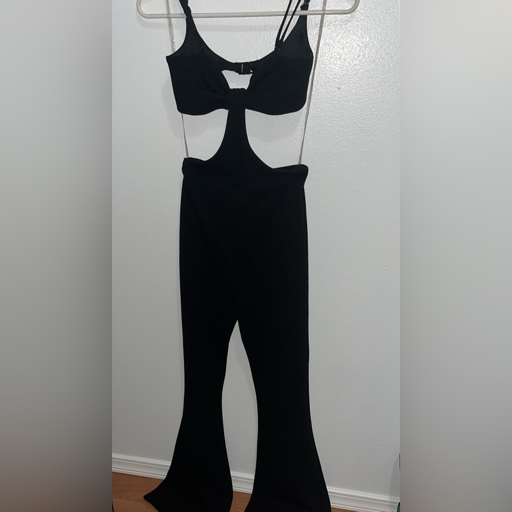 BLACK CUT OUT BELL BOTTOM JUMPSUIT